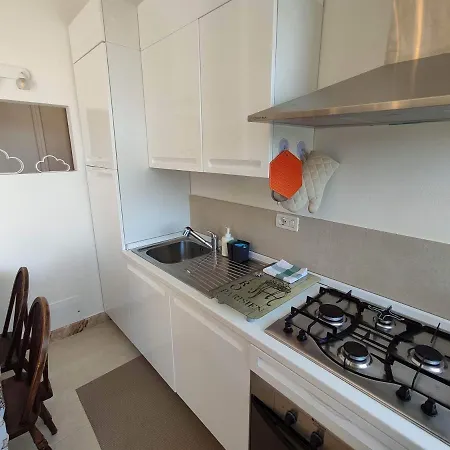 Apartment Intero - A 50 M Dal Mare Viareggio