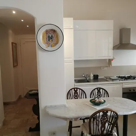 Apartment Intero - A 50 M Dal Mare