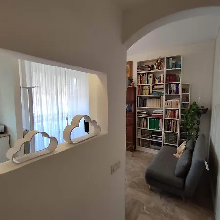 Intero - A 50 M Dal Mare