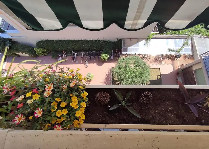 Intero - A 50 M Dal Mare Appartement