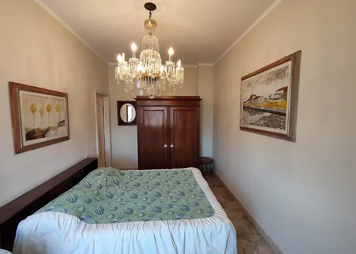 Intero - A 50 M Dal Mare